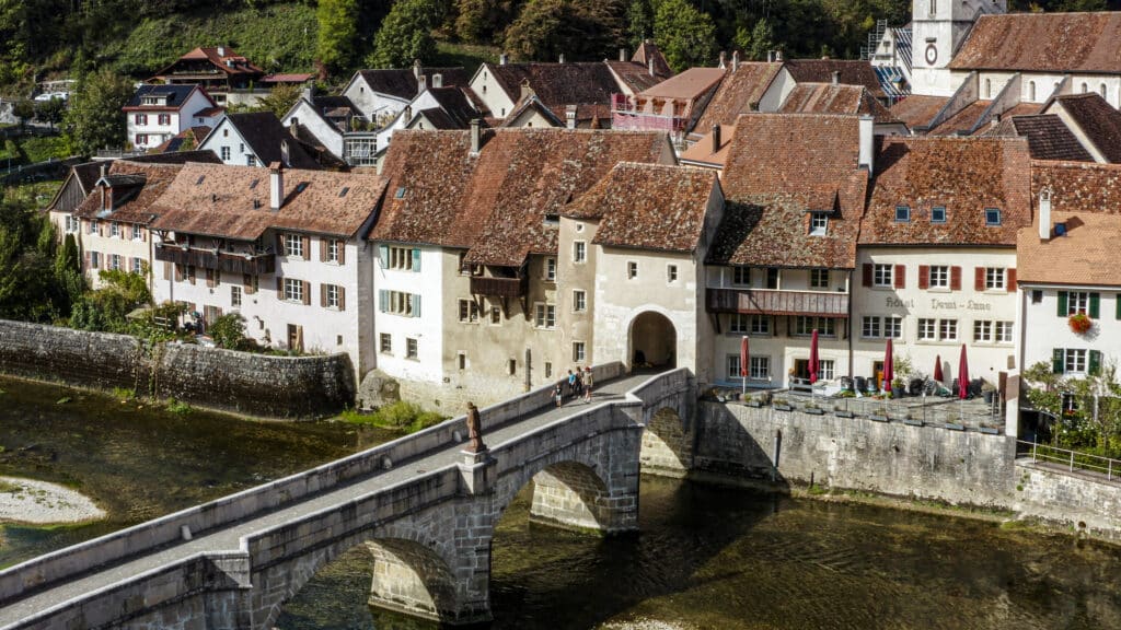 ST_16x9_ST_MPS_Family-Hotels-and-Lodgings_106507